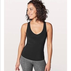Lululemon size 4 long breath 2 in 1 tank